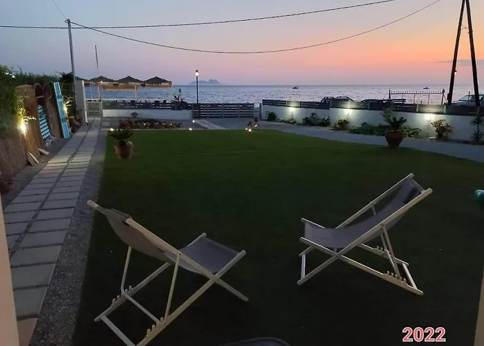 Coral Sea Apartment